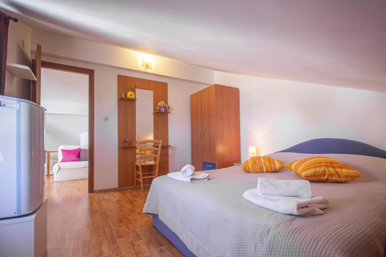 מאקרסקה Apartments Branka מראה חיצוני תמונה