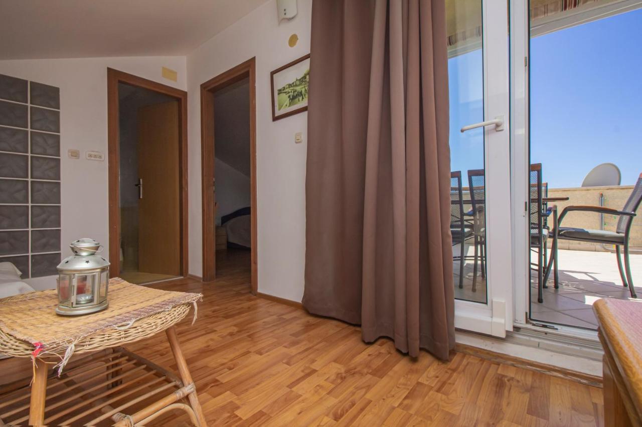 מאקרסקה Apartments Branka מראה חיצוני תמונה