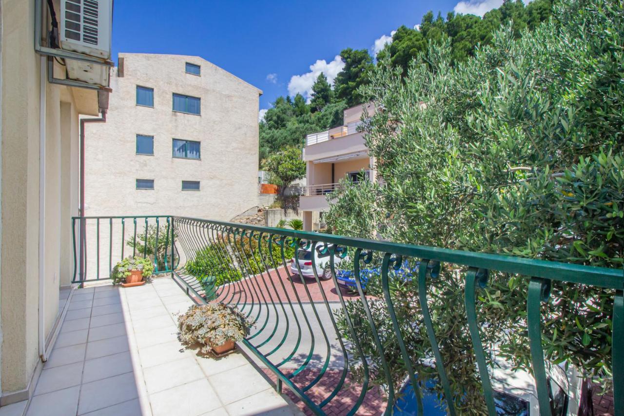 מאקרסקה Apartments Branka מראה חיצוני תמונה