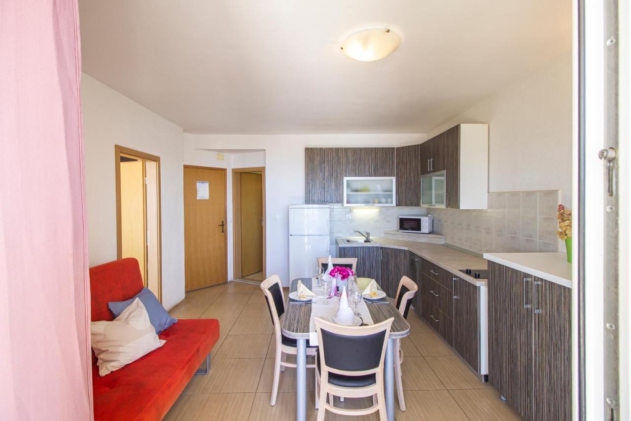 מאקרסקה Apartments Branka מראה חיצוני תמונה