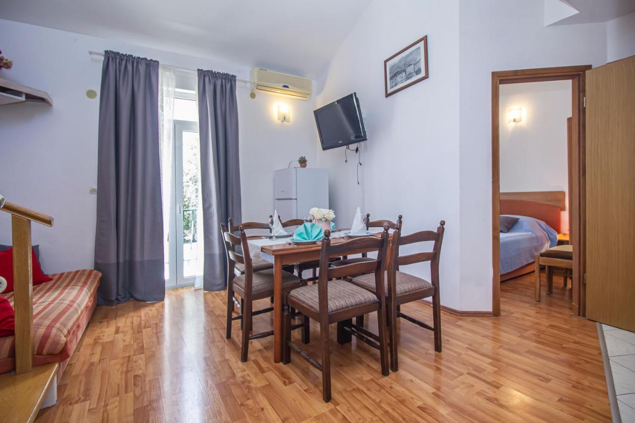 מאקרסקה Apartments Branka מראה חיצוני תמונה